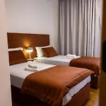 Trio Living Residences * 维拉·雷阿尔