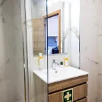 Trio Living Residences 公寓 *