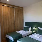 Trio Living Residences 维拉·雷阿尔