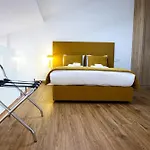 公寓 Trio Living Residences 维拉·雷阿尔
