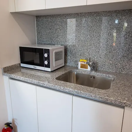 Trio Living Residences 아파트